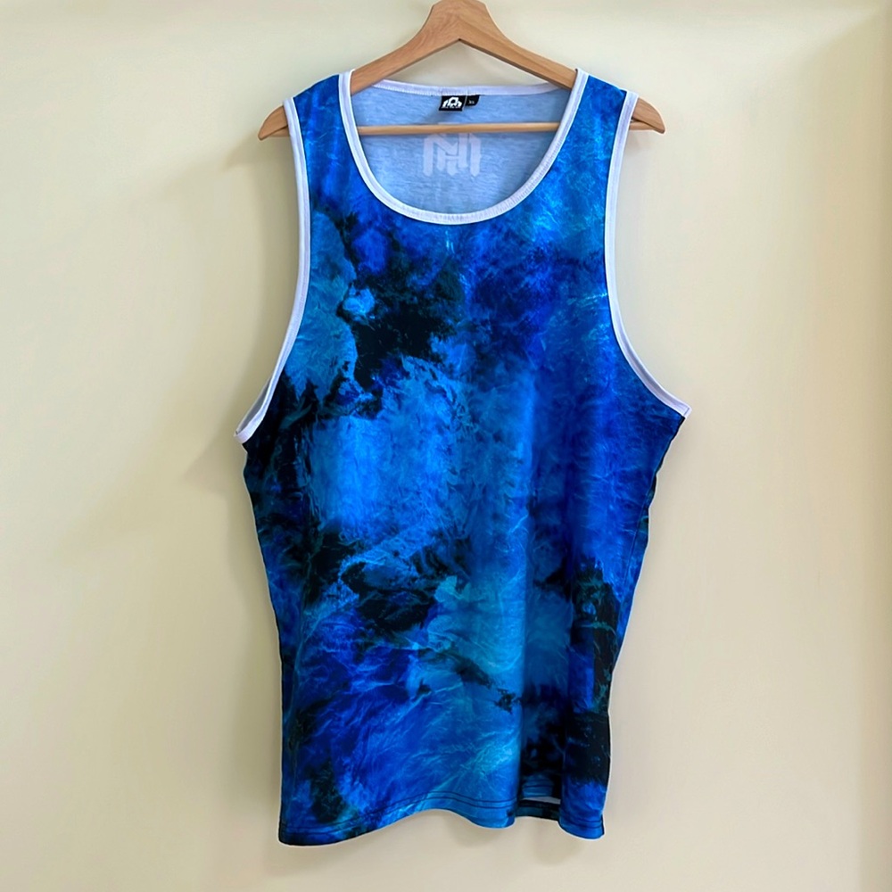 Gently worn men’s XL INTO THE AM tank shirt.